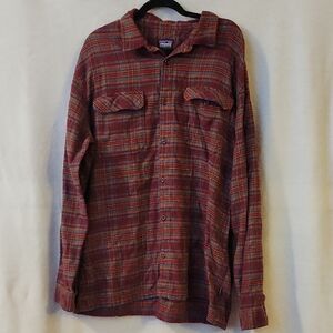 Patagonia Red Plaid Casual Button Down Shirt